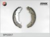 HYUNDAI 5830538000 Brake Shoe Set